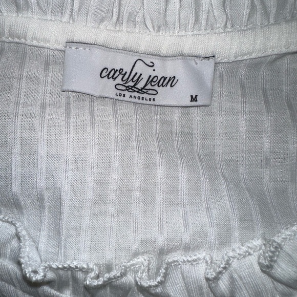 New white medium Carly Jean Los Angeles Zuri ribbed blouse w/ ruffle detail CJLA - Picture 3 of 4